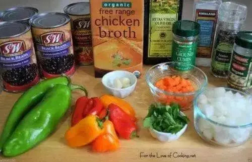 Hot Pepper Seeds - 'Anaheim Chile' - 1 oz Approximately 3,500 seeds - Caribbean garden seed