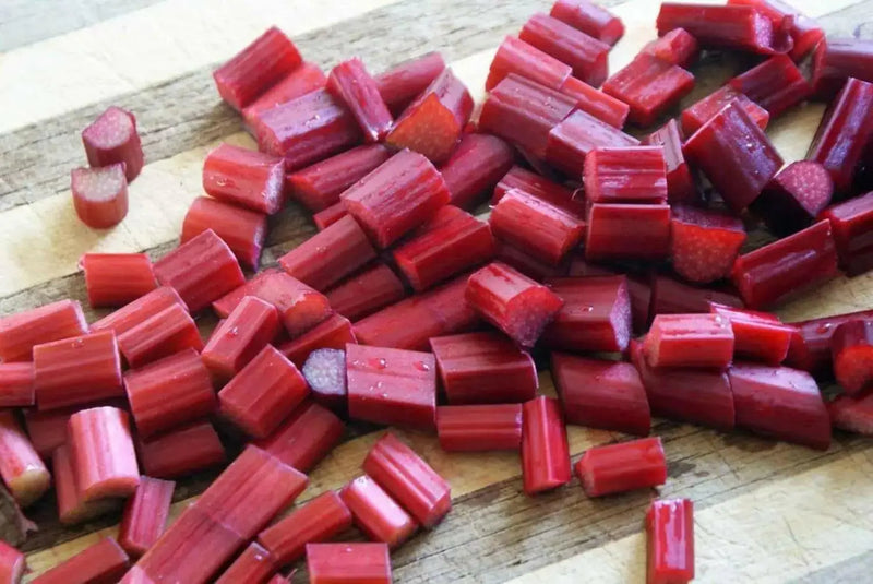 Victoria Rhubarb Seeds ,Winter Hardy, VEGETABLE - Caribbean garden seed