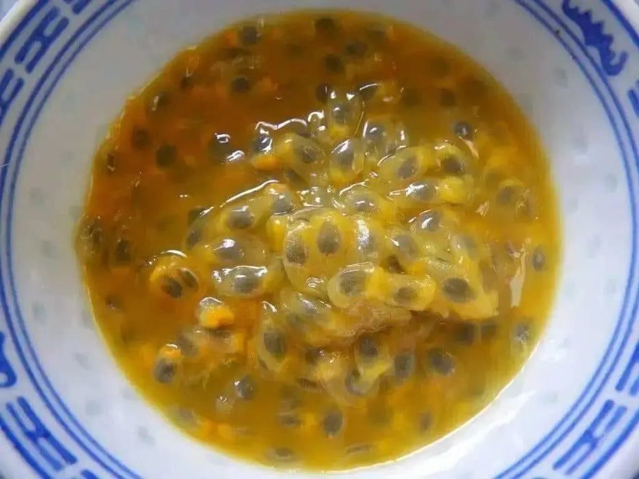 Yellow Passion fruit Seeds, TROPICAL PERENNIAL VINE - Caribbean garden seed